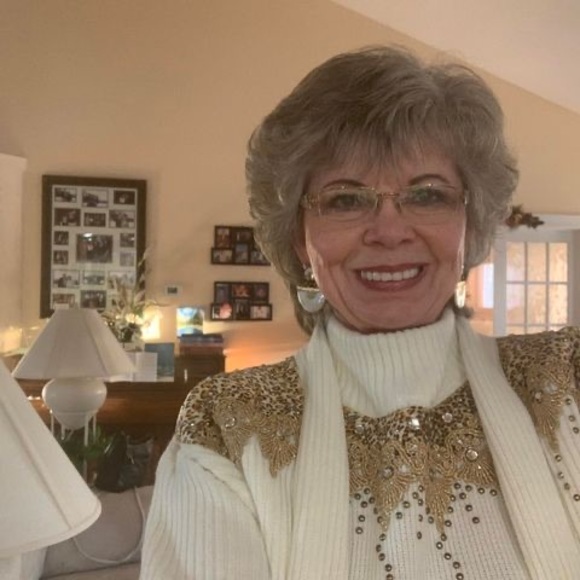 Meet your Posher, Karen - Picture 1 of 1